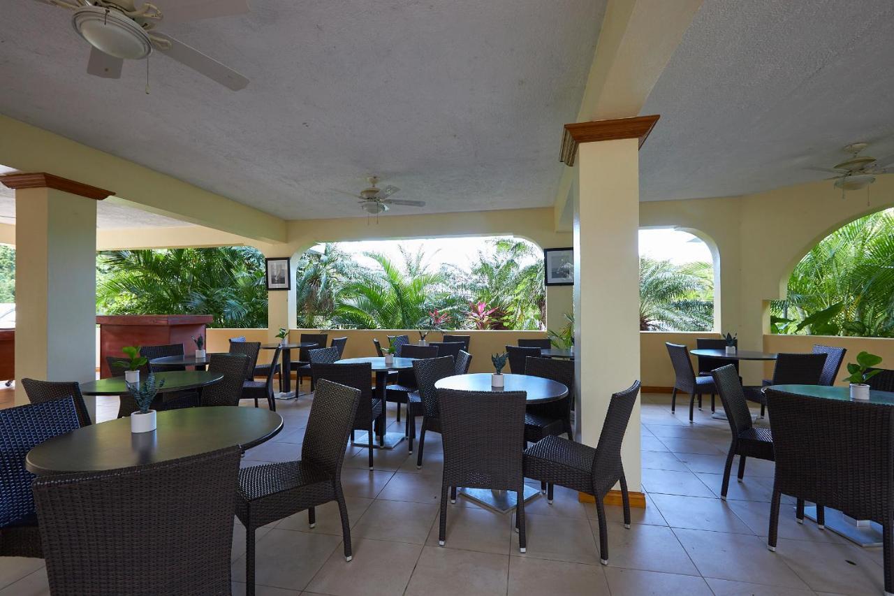 Icis Villas Brewers Bay Екстериор снимка